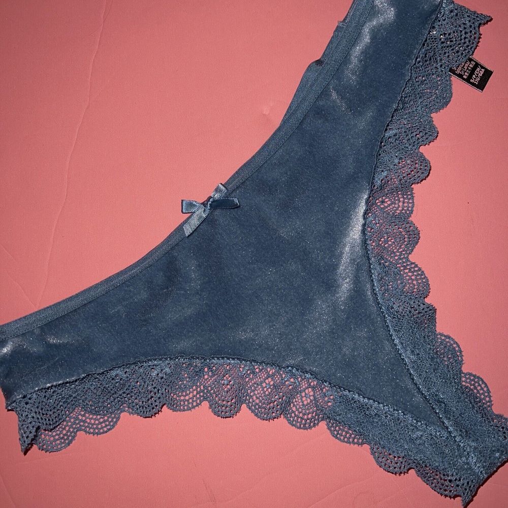 Victoria's Secret S THONG AQUA Blue turquoise Velvet Velour Lace VERY SEXY